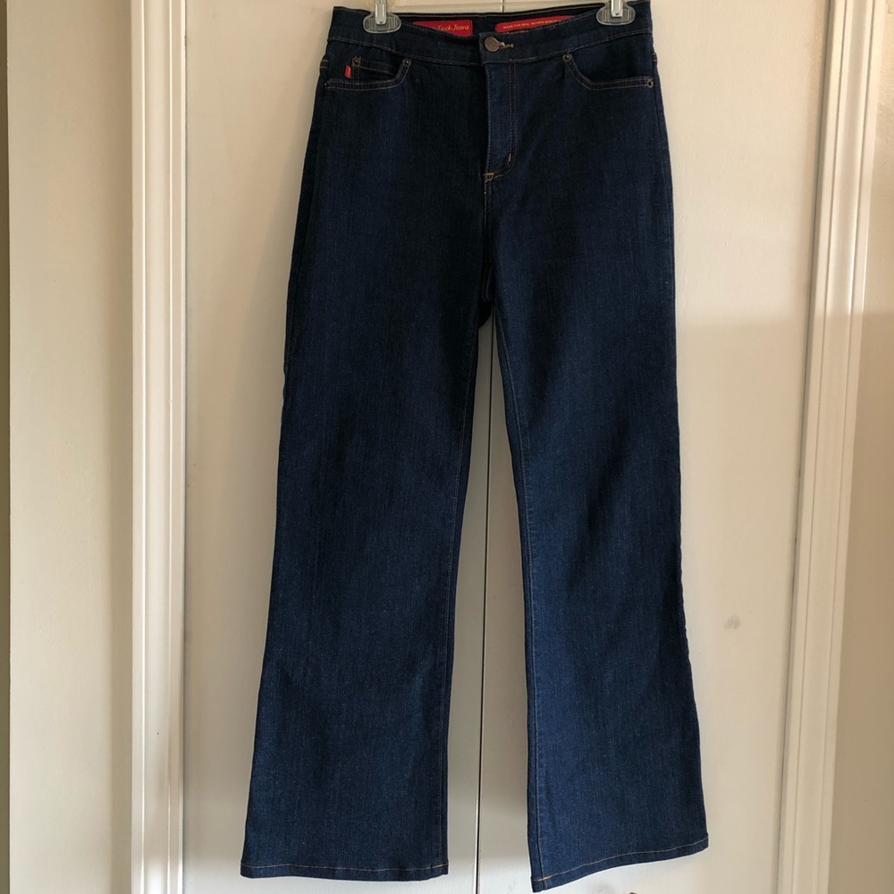 NYDJ Boot Cut Size 4P Tummy Tuck Technology Jeans
